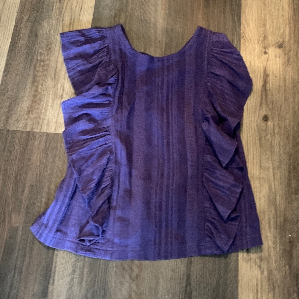 Anthropologie cropped back lace up ruffle sleeve‎ top. Worn a few times